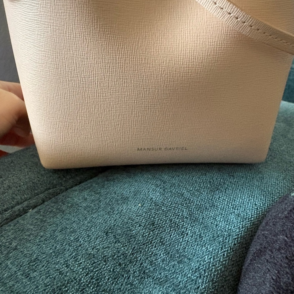 Mansur Gavriel Mini “ Saffiano” Leather Bucket Bag
NWT - Picture 7 of 8